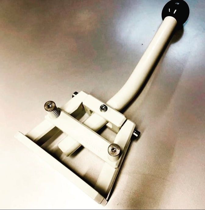 Pre-made White Raceshifter